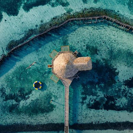 Thatch Caye Resort A Muy'Ono Resort Хопкинс Экстерьер фото