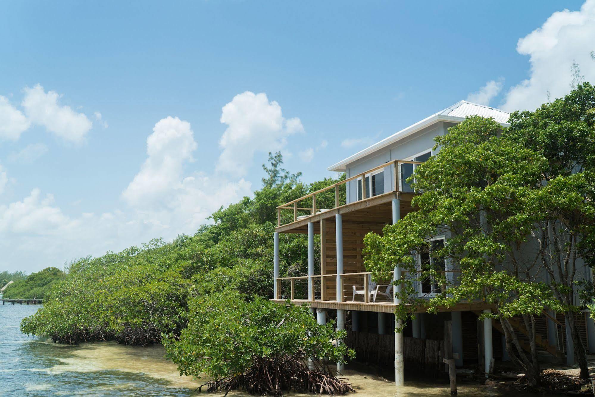 Thatch Caye Resort A Muy'Ono Resort Хопкинс Экстерьер фото