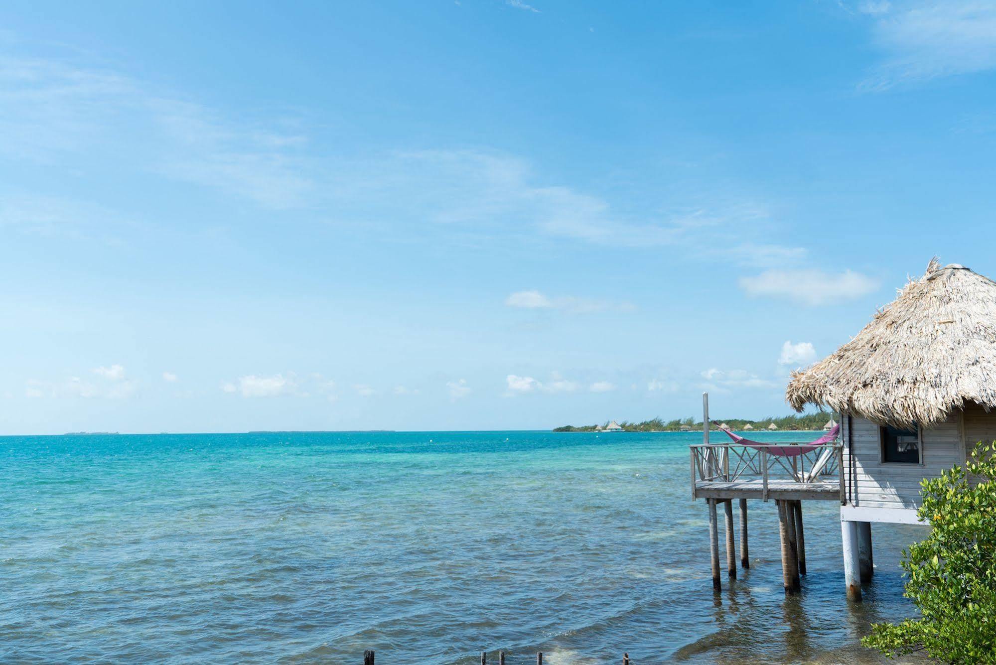 Thatch Caye Resort A Muy'Ono Resort Хопкинс Экстерьер фото