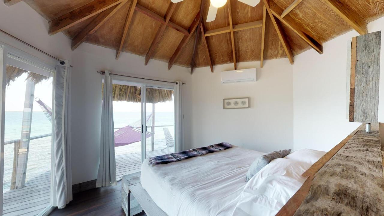 Thatch Caye Resort A Muy'Ono Resort Хопкинс Экстерьер фото